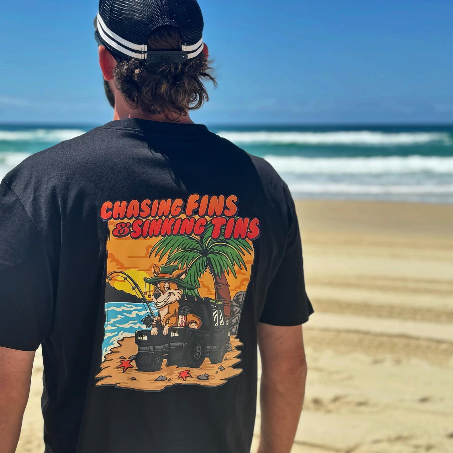 CHASING FINS & SINKING TINS TEE